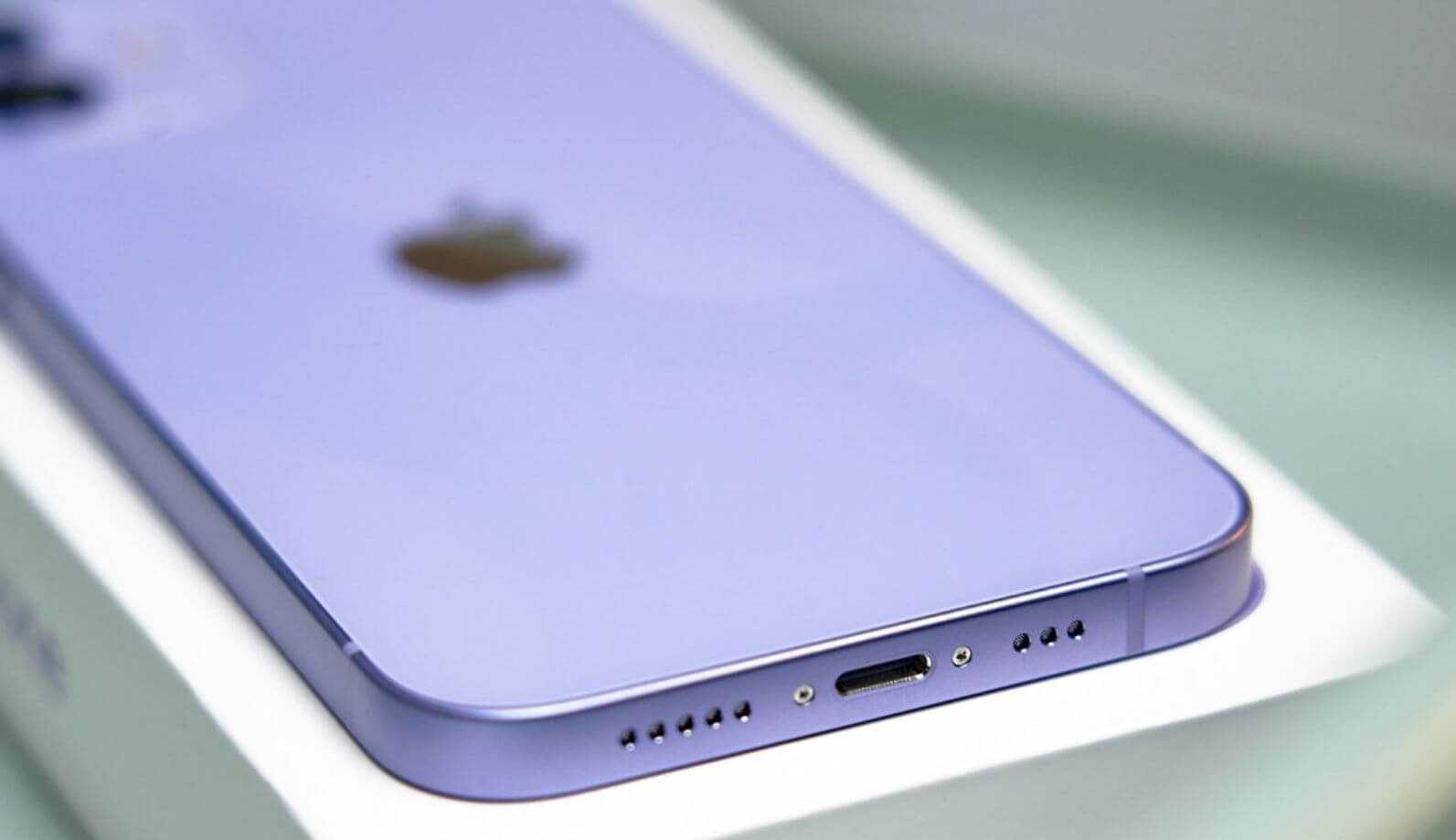 Сколько живут айфоны. Apple iphone 12 Mini. Iphone 12 Mini Purple. Apple iphone 12 Mini фиолетовый. Apple iphone 14 Purple.