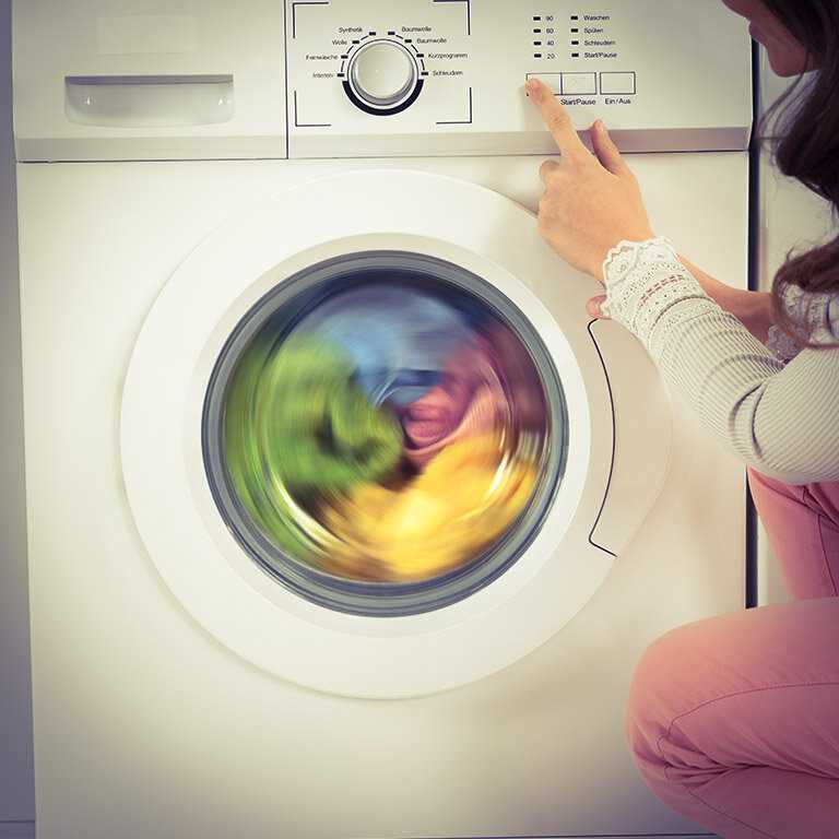 Что делать, если случайно постирал наушники в стиральной машине или вручную?